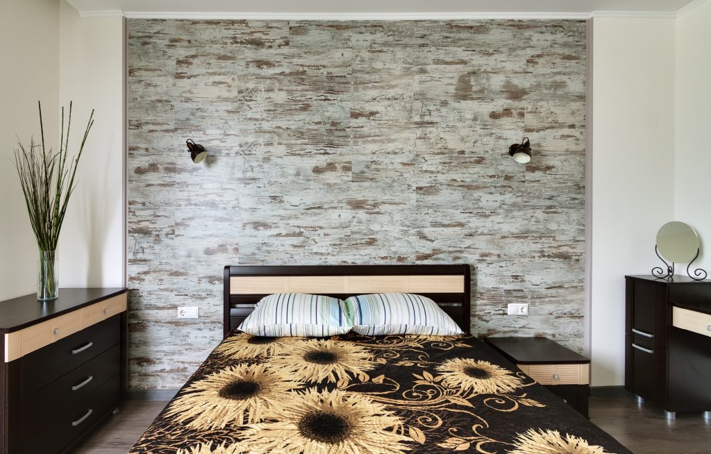 M&M Painting Contractors provides affordable faux finishes using faux paint. Faux painting is using decorative paint to make finishes that are different from the usual wall.